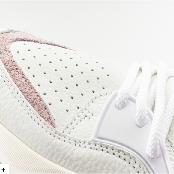 Revolve Puma sneakers size 6.5 - Picture 3 of 5